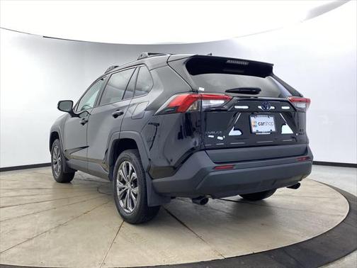 2022 Toyota RAV4 Hybrid XLE Premium