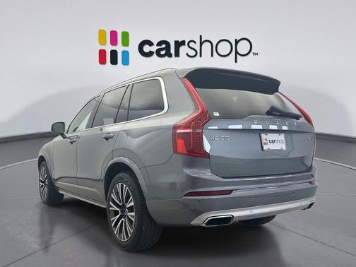 2020 Volvo XC90 T6 Momentum