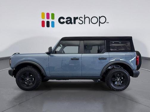 AZURE GRAY MET TRI-COAT 2024 Ford Bronco Black Diamond