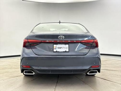 2022 Toyota Avalon Limited