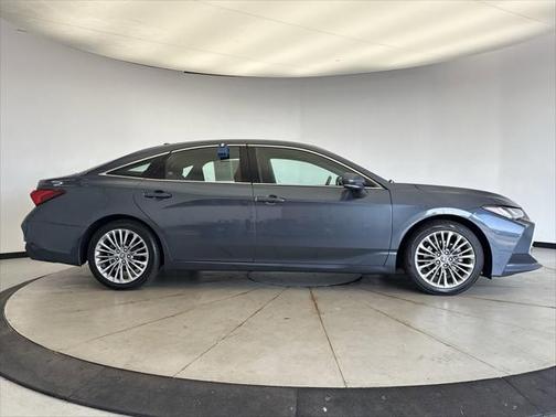 2022 Toyota Avalon Limited