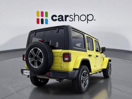2023 Jeep Wrangler 4-Door Sahara 4x4