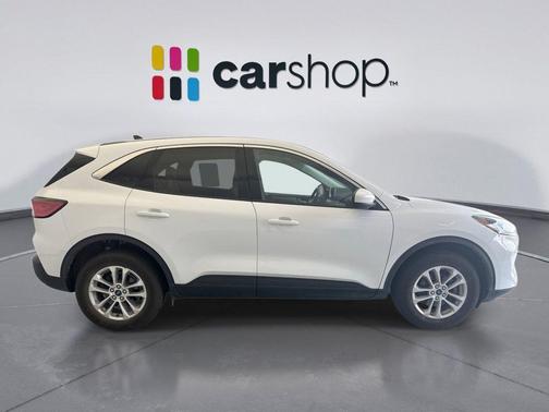 Oxford White 2021 Ford Escape SE