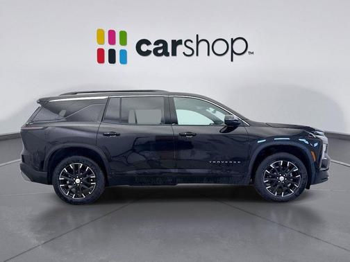 Mosaic Black Metallic 2025 Chevrolet Traverse LT