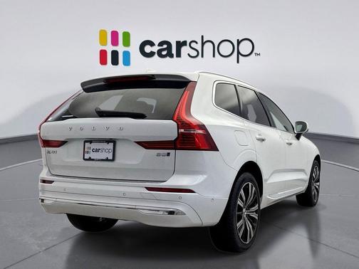 2023 Volvo XC60 B5 Plus Bright Theme