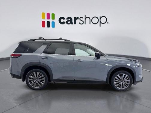 Solid Gray/Super Black 2023 Nissan Pathfinder SL 4WD