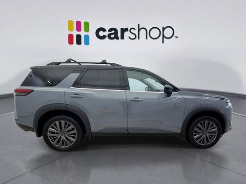 Solid Gray/Super Black 2023 Nissan Pathfinder SL 4WD