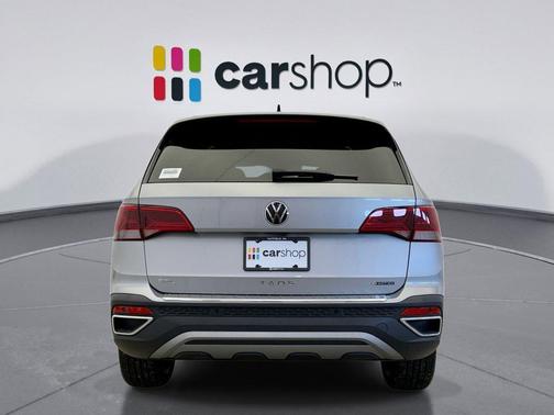 2024 Volkswagen Taos 1.5T SEL