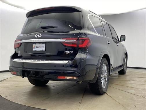 2022 INFINITI QX80 Luxe