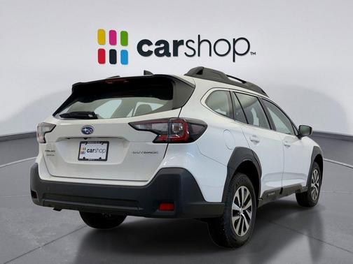 2025 Subaru Outback Base