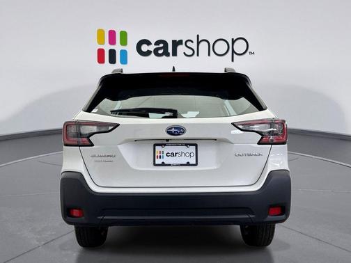 Crystal White Pearl 2025 Subaru Outback Base