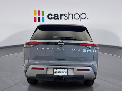 2023 Nissan Pathfinder Platinum 4WD