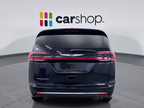 2025 Chrysler Pacifica L