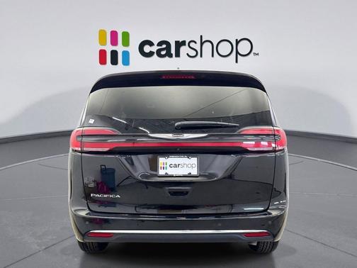 2025 Chrysler Pacifica L