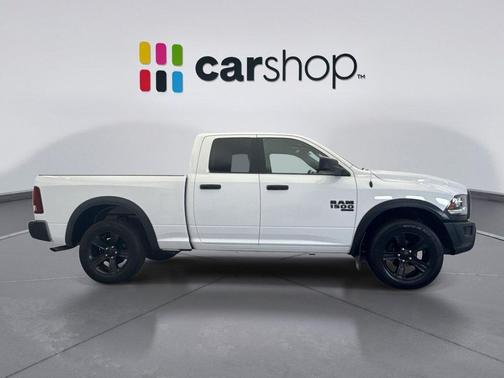Bright White Clearcoat 2022 RAM 1500 Classic Warlock Quad Cab 4x4 6'4' Box