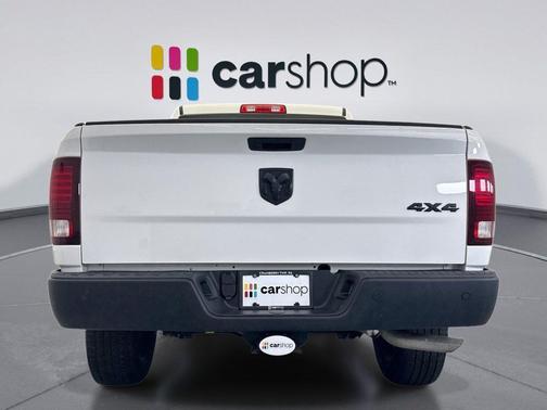 Bright White Clearcoat 2022 RAM 1500 Classic Warlock Quad Cab 4x4 6'4' Box