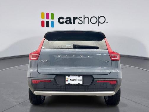 2020 Volvo XC40 T5 Momentum