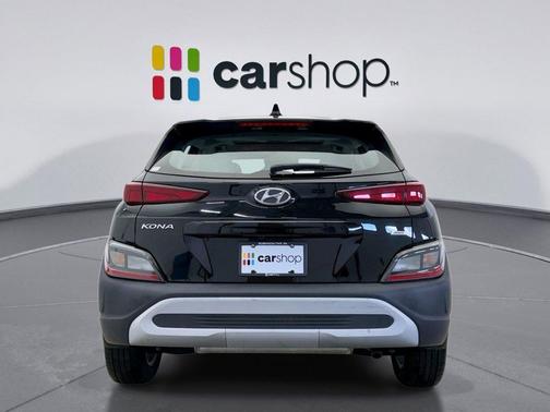 2022 Hyundai KONA SE