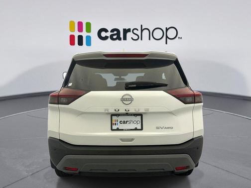 Pearl White Tricoat 2023 Nissan Rogue SV