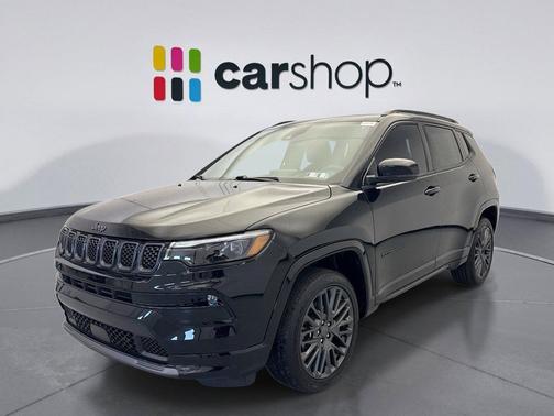 Diamond Black Crystal Pearlcoat 2023 Jeep Compass High Altitude