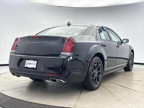 2023 Chrysler 300 Touring