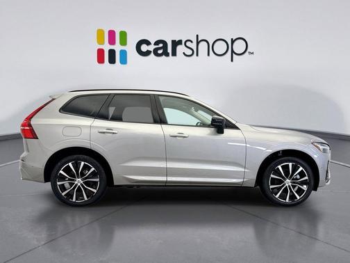 2025 Volvo XC60 B5 Plus