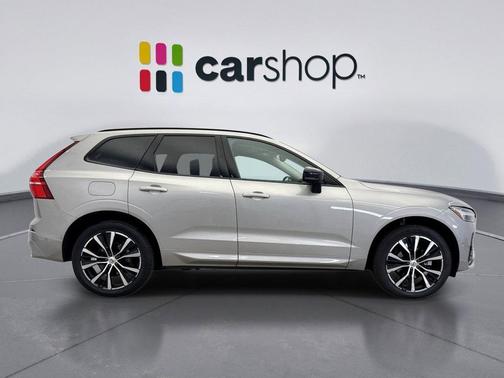 2025 Volvo XC60 B5 Plus