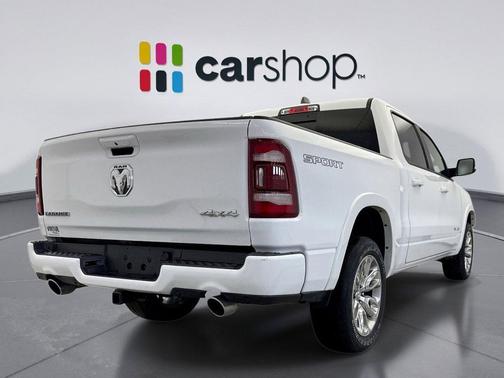Bright White Clearcoat 2022 RAM 1500 Laramie