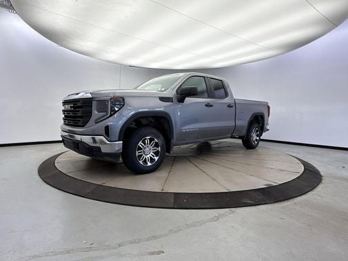 Sterling Metallic 2023 GMC Sierra 1500 Pro