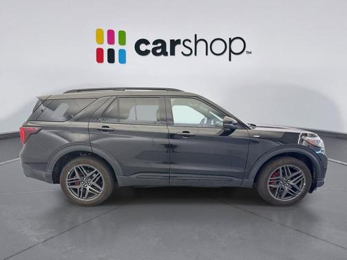 AGATE BLACK METALLIC 2025 Ford Explorer ST-Line