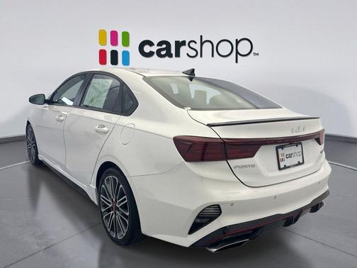 Snow White Pearl 2023 Kia Forte GT