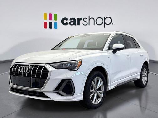 2022 Audi Q3 45 S line Premium