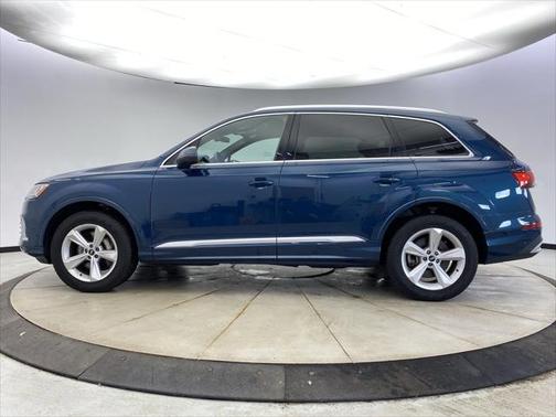 2021 Audi Q7 45 Premium