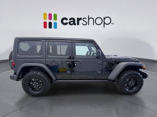 Black Clearcoat 2025 Jeep Wrangler Willys