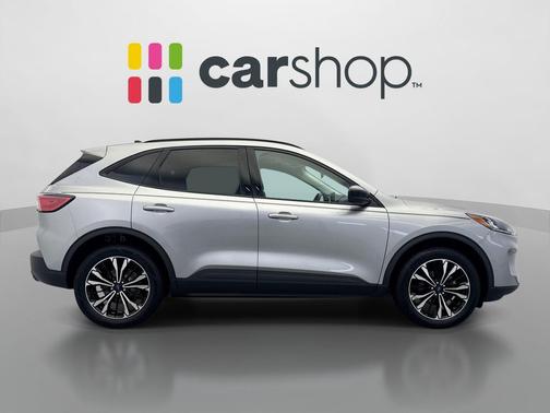 Iconic Silver Metallic 2022 Ford Escape SEL