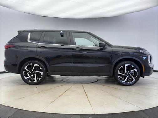 2023 Mitsubishi Outlander SE 2.5 S-AWC