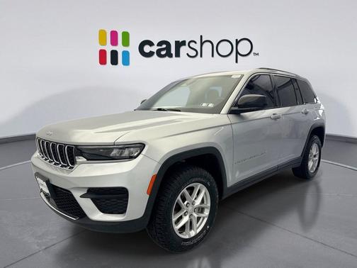 Silver Zynith 2024 Jeep Grand Cherokee Laredo