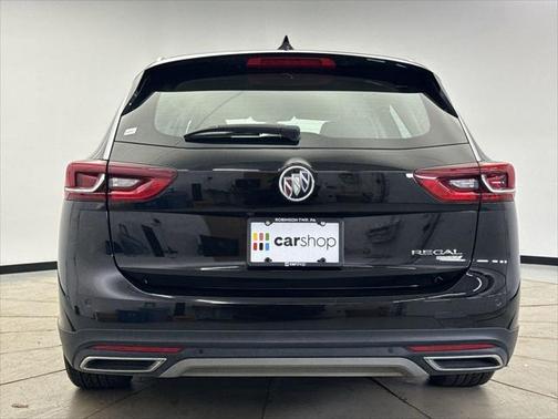 2019 Buick Regal TourX AWD Essence