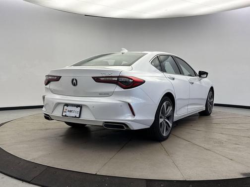 2022 Acura TLX Advance