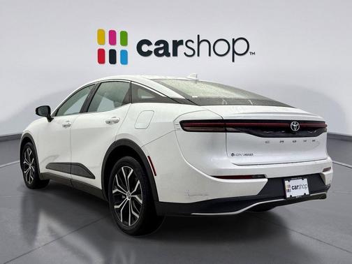 2024 Toyota Crown XLE