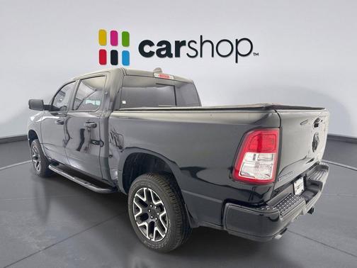 Diamond Black Crystal Pearlcoat 2023 RAM 1500 Big Horn/Lone Star