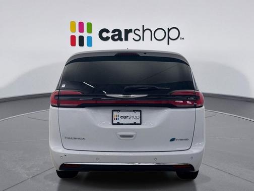 2023 Chrysler Pacifica Hybrid Touring L