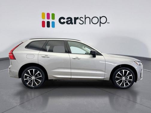 2025 Volvo XC60 B5 Plus