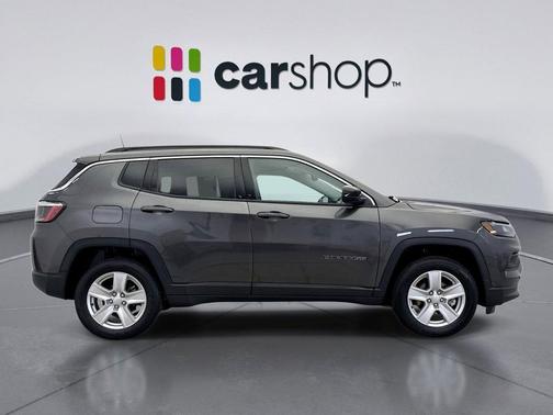 Granite Crystal Metallic Clearcoat 2022 Jeep Compass Latitude