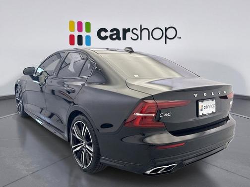 Black Stone 2022 Volvo S60 Recharge Plug-In Hybrid T8 R-Design