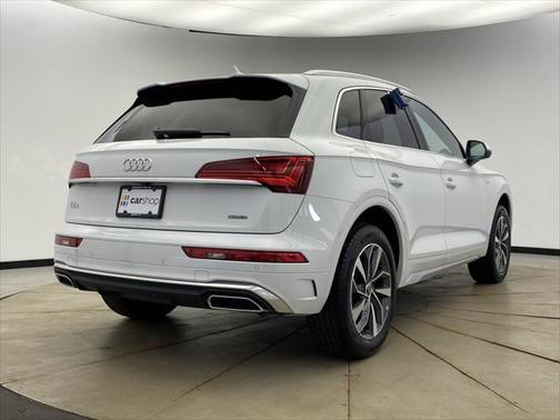 2024 Audi Q5 45 S line Premium