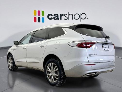 2023 Buick Enclave Essence AWD