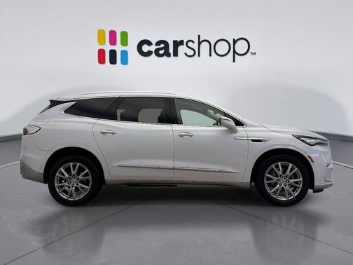 2023 Buick Enclave Essence AWD
