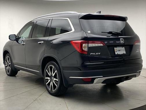 2019 Honda Pilot Touring 8-Passenger