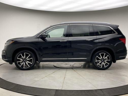 2019 Honda Pilot Touring 8-Passenger